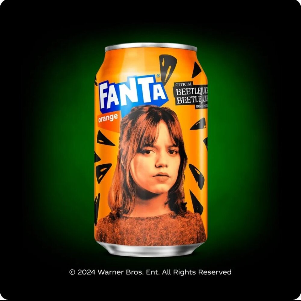 2 (Jenna Ortega)Fanta Orange x Astrid Drinks